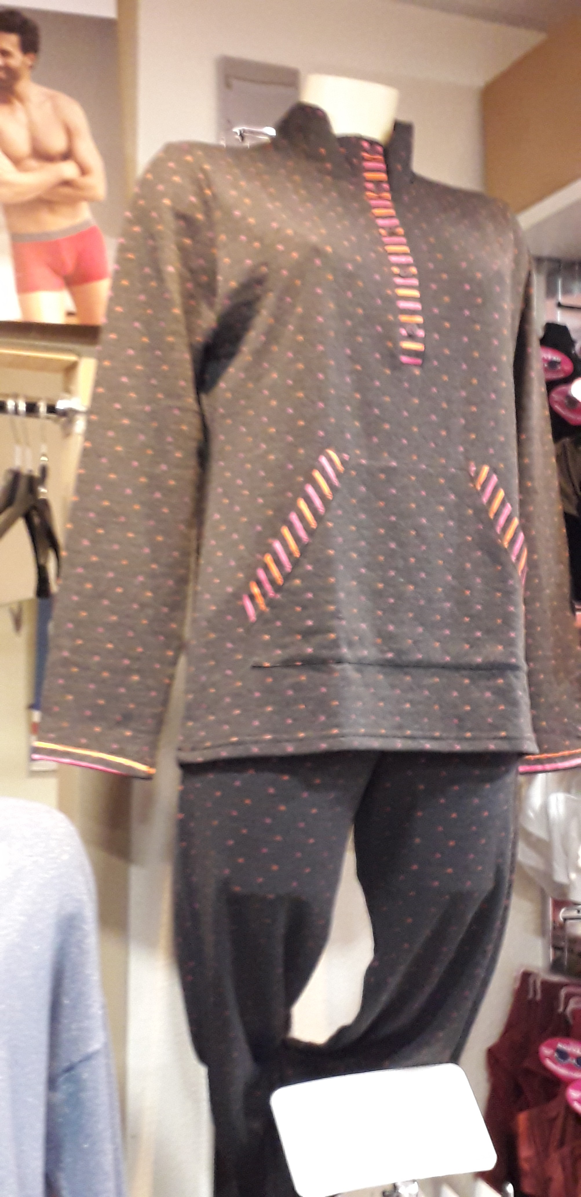 Pyjama en boutique